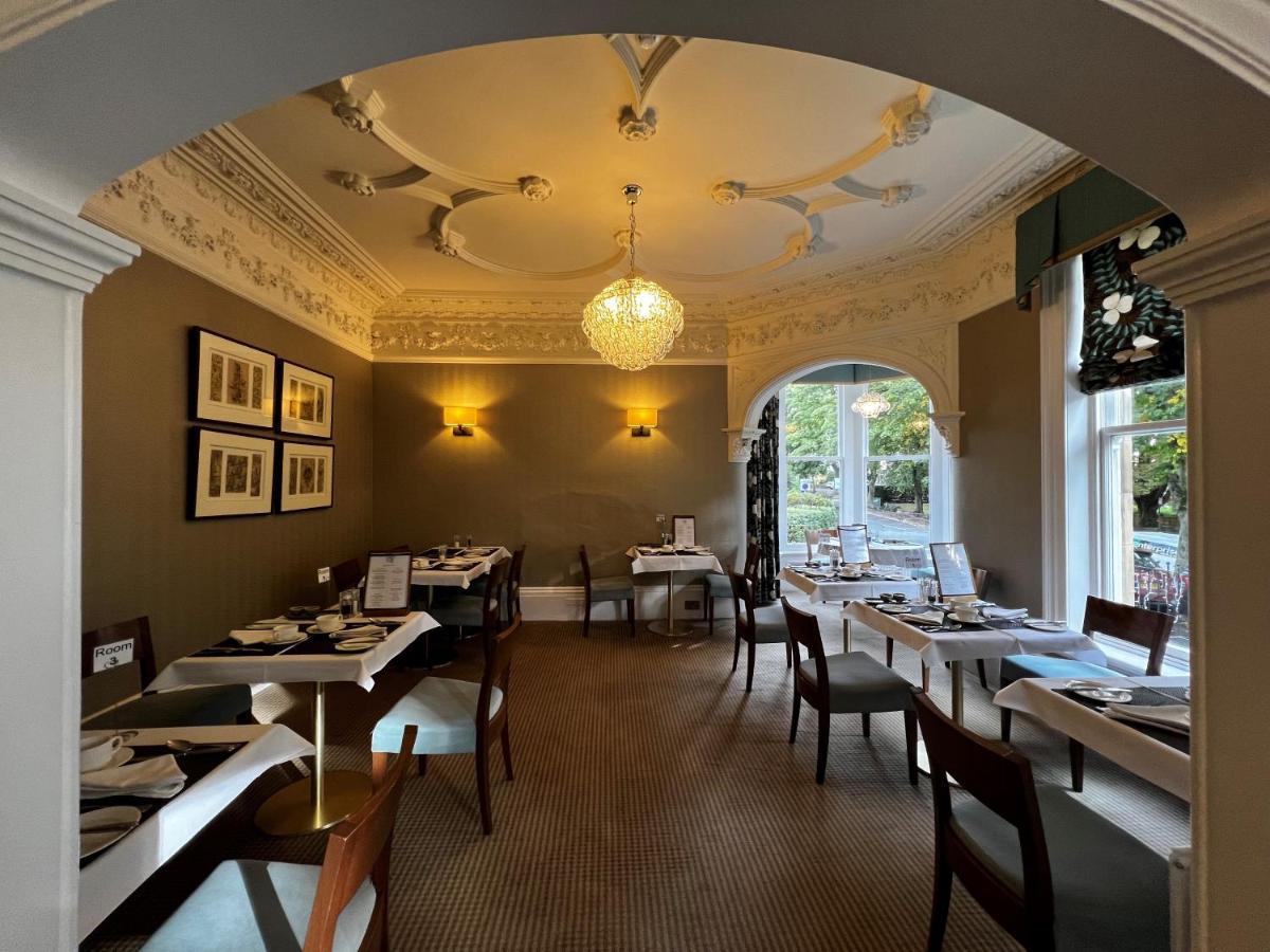 Ascot House Hotel ฮาร์โรเกต ภายนอก รูปภาพ