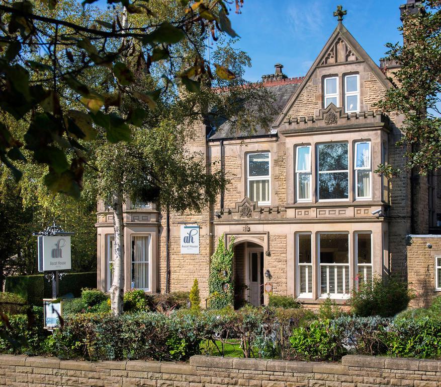 Ascot House Hotel ฮาร์โรเกต ภายนอก รูปภาพ