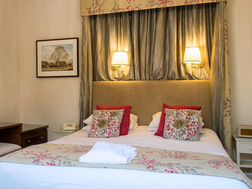 Ascot House Hotel ฮาร์โรเกต ภายนอก รูปภาพ