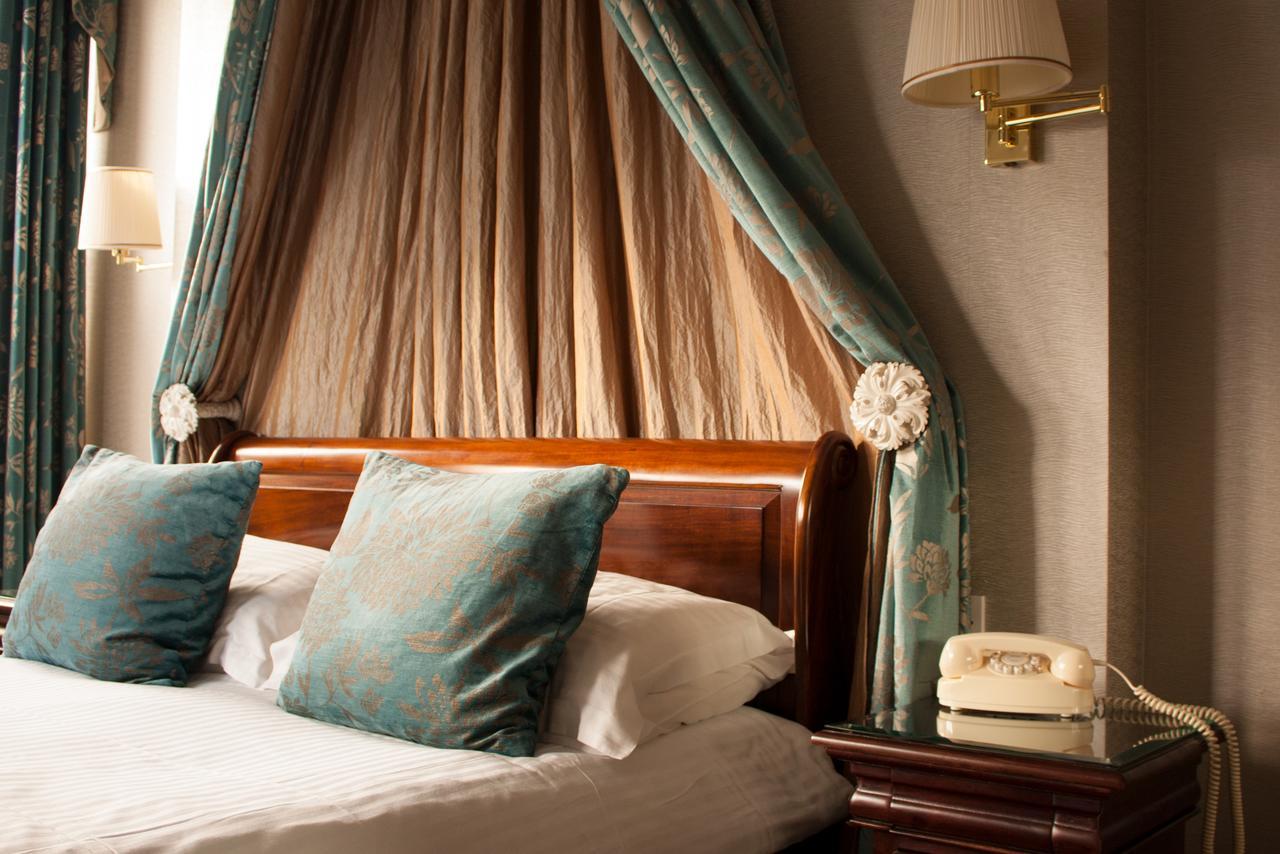Ascot House Hotel ฮาร์โรเกต ภายนอก รูปภาพ