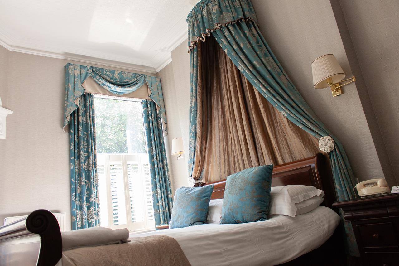 Ascot House Hotel ฮาร์โรเกต ภายนอก รูปภาพ