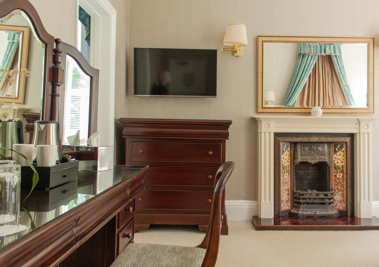 Ascot House Hotel ฮาร์โรเกต ภายนอก รูปภาพ