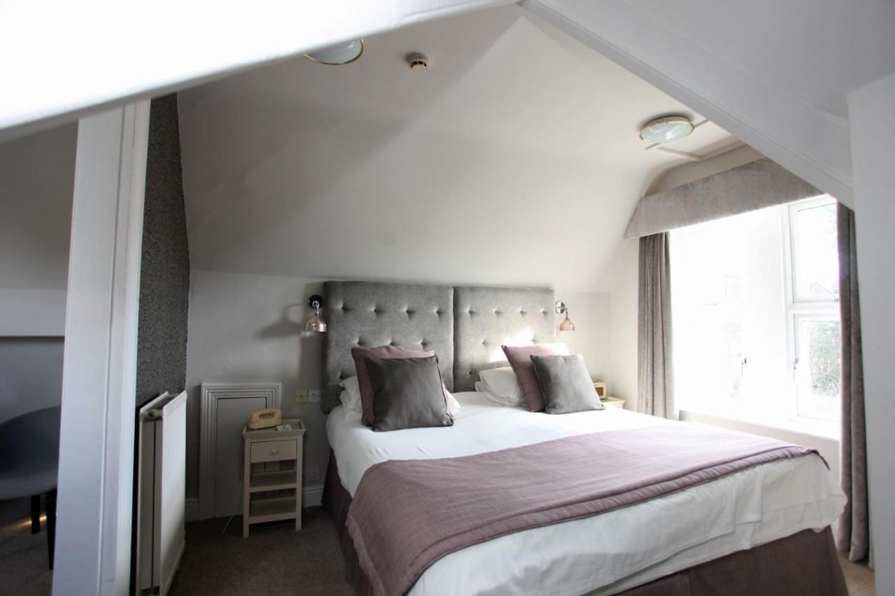 Ascot House Hotel ฮาร์โรเกต ภายนอก รูปภาพ